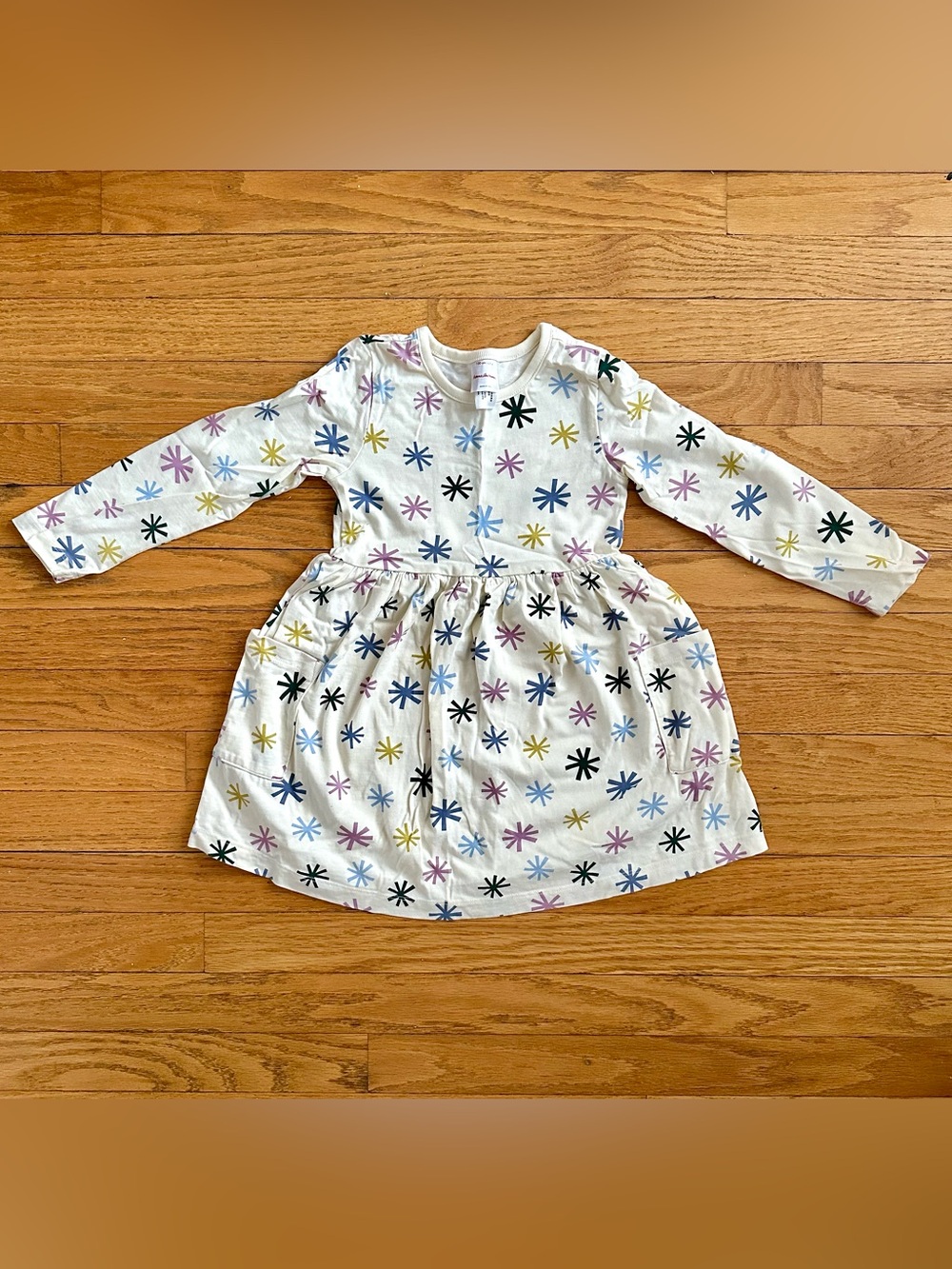 Hanna Anderson Long Sleeve Playground Dress with Pockets size 4